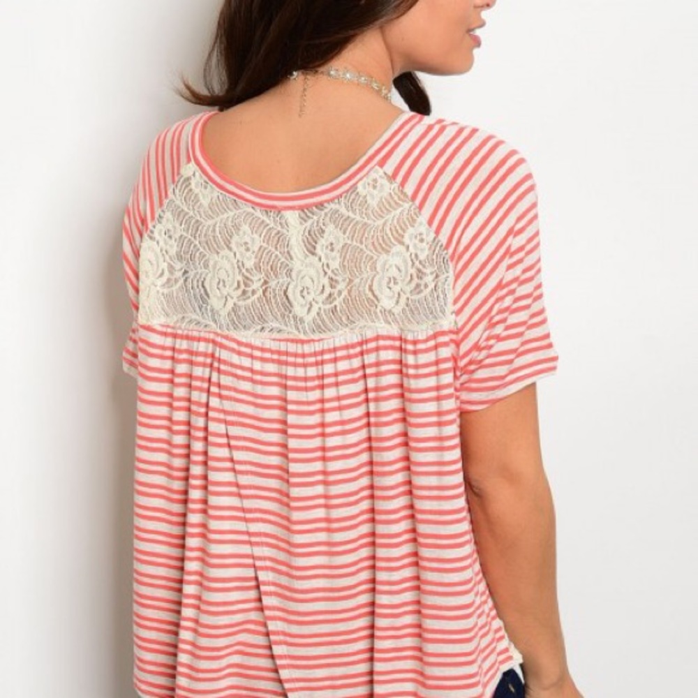 ☀️4/$20 Sale!! Coral/Tan Top Lace Sid